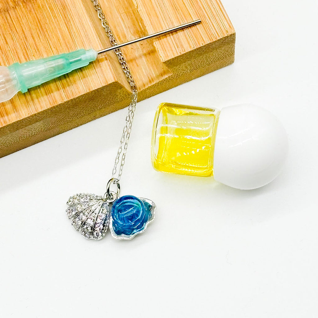 Diamond Shell Aroma Necklace - Aqua | Energy & Healing | Diffuse on the go | Sterling Silver Chain